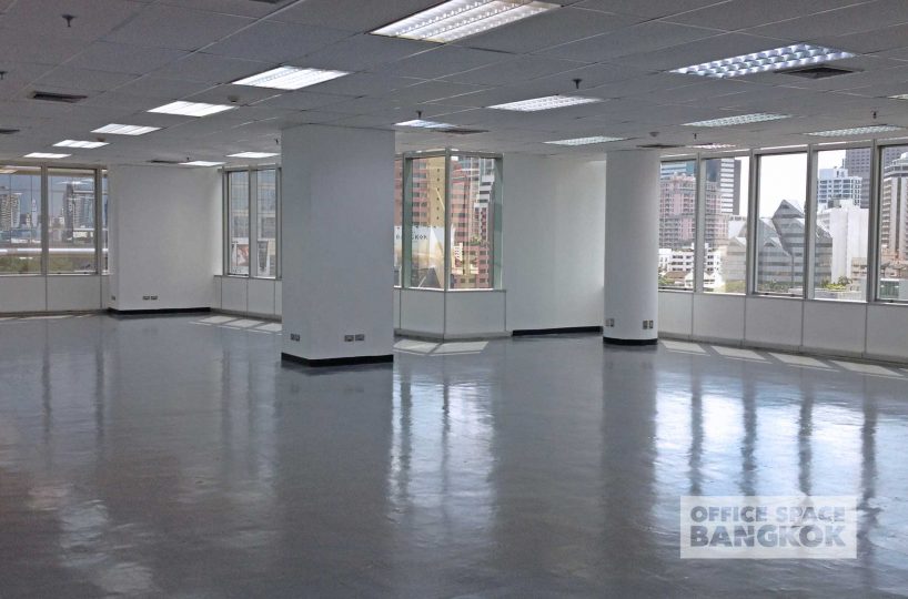 Q House Sathorn - Office Space Standard Condition