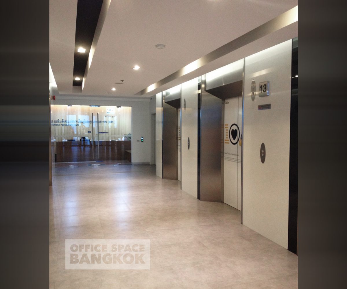 Rent office in Bangkok  close to BTS Ari Station. Call Nattaya for SP Building (IBM Building) availability! +662 107 6388 or nattaya@officespacebangkok.com